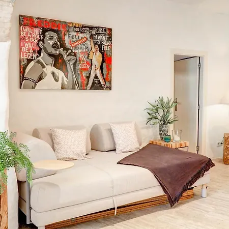 Charming House By Hello Homes 公寓