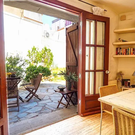 Charming House By Hello Homes Apartman